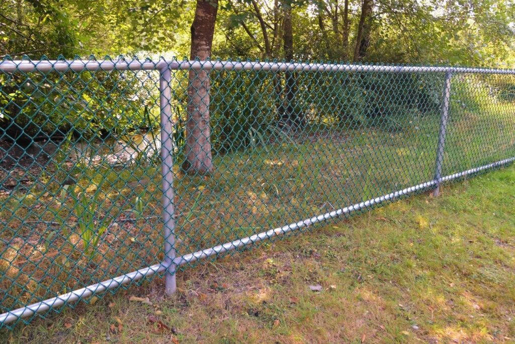 chain link fence