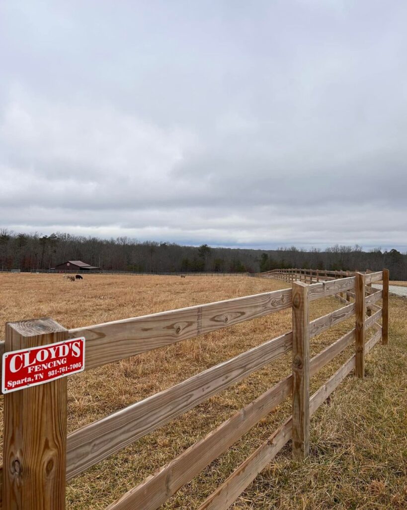Commercial farm and agricultural fence in Sparta, TN by Cloyd's Fencing